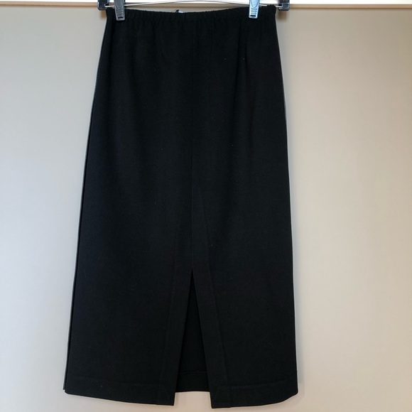 Italian stretch wool pencil skirt - Picture 6 of 6